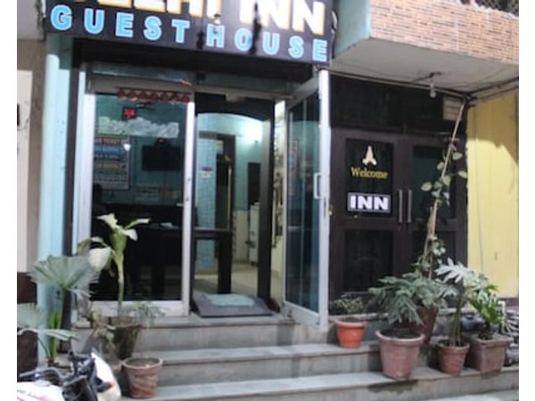 Sri Sai Palace Guest House