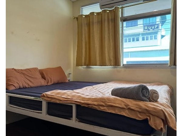 The House Backpackers Hostel