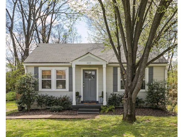 Scarlett Scales Cottage