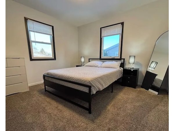 Cozy 2-bedroom Condo With Wifi Ac In Welcoming Grand Forks