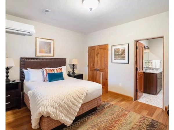 Columbia Cliff Villas Hotel