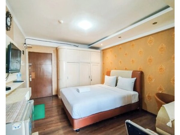 Nice And Comfortable Stay Studio At Gateway Ahmad Yani Cicadas Apartment