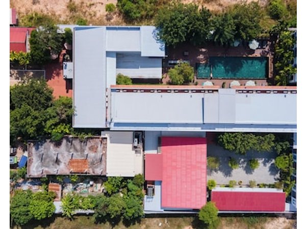 Green Amazon Apartment