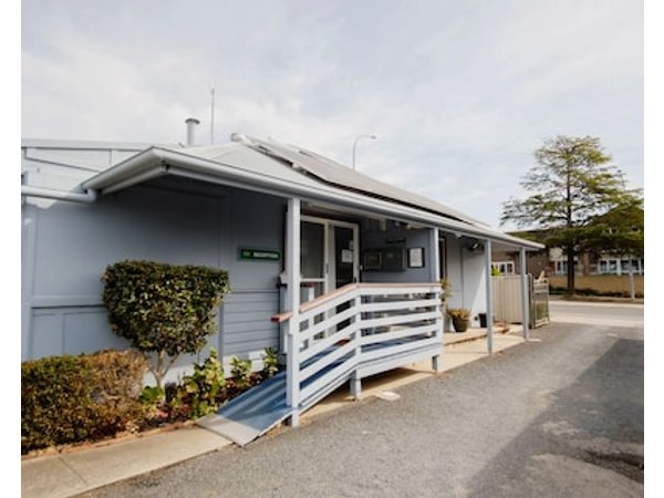 Canberra Ave Villas