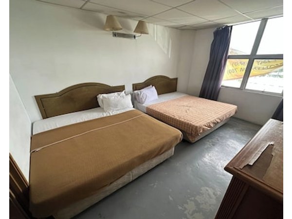 Hotel No.1 Lodge