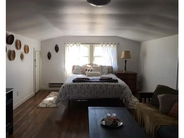 Edith Carriage House Getaway - I-75/hamburg