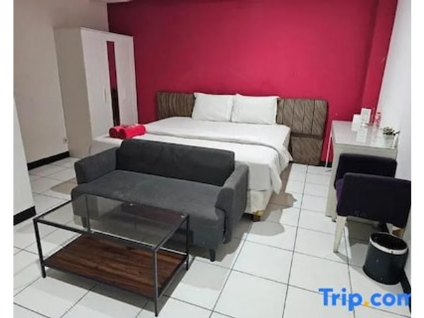Reddoorz Plus Near Mall Kelapa Gading