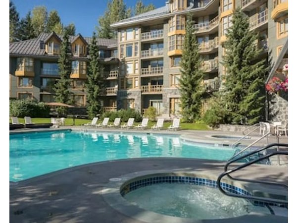 Spectacular Mid-week Whistler Getaway