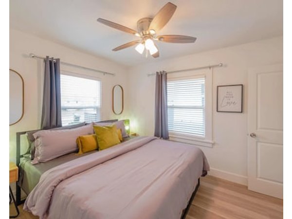 #StayInMyDistrict Coos Bay Primrose Cottage