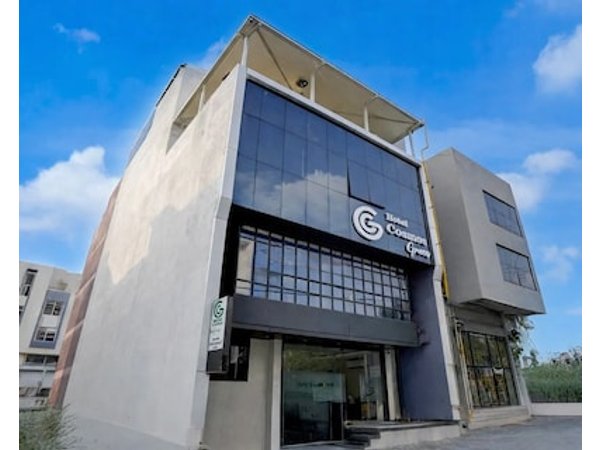 Hotel Cosmos Green
