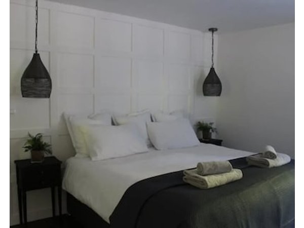Fig Tree Cottage - Idyllic Retreat In A National Park