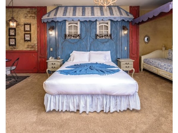 Adobe Grand Villas