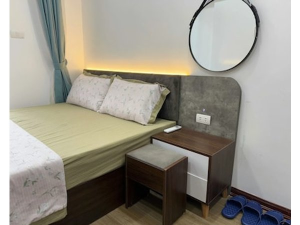 Ly Apartment & Home