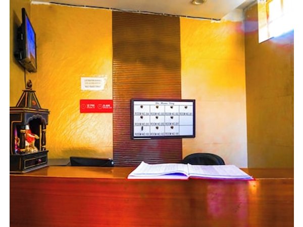 Roomshala Hotel In Jangpura