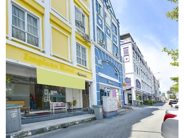 KL2F Empire Hotel & Apartment