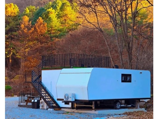 Brousseau Glamping N Caravan