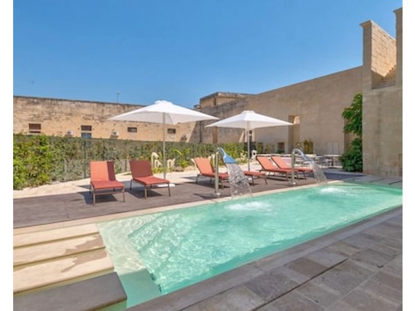 Bed & Breakfast In Maglie With 1 Bedrooms Sleeps 2