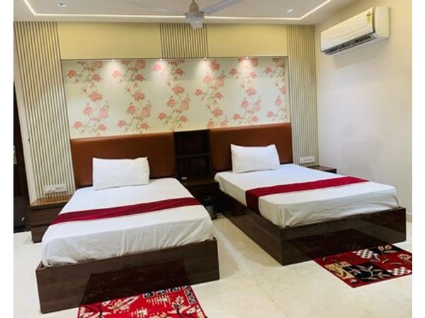 Hotel Uday Raj By Wb Inn
