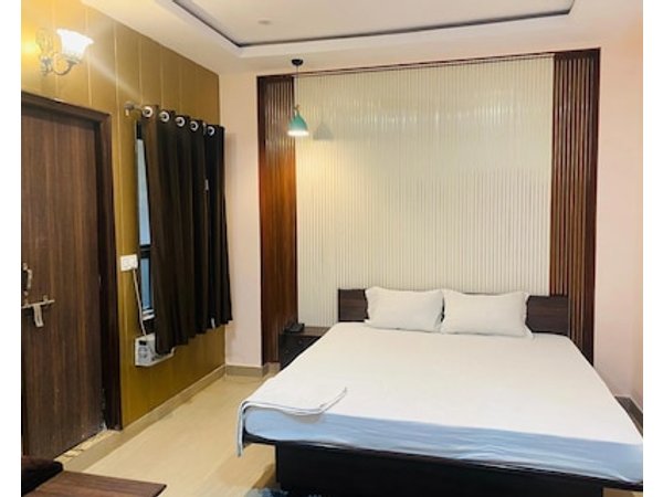 Arvi Guest House