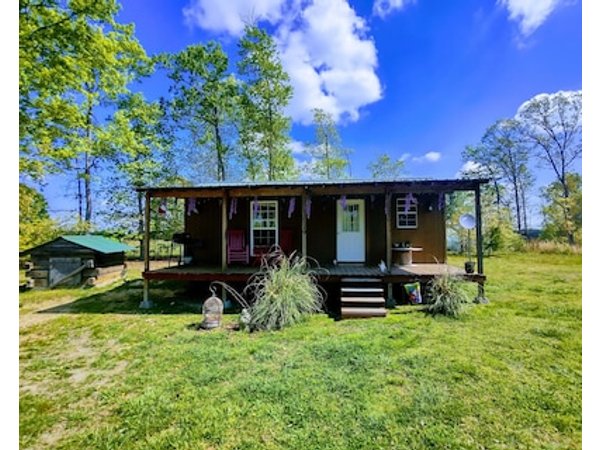 Rural Hobby Farm Cottage