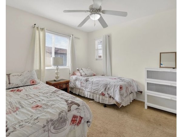Marvelous 4-bedroom house in Tuscon perfect for your getaway - pet friendly