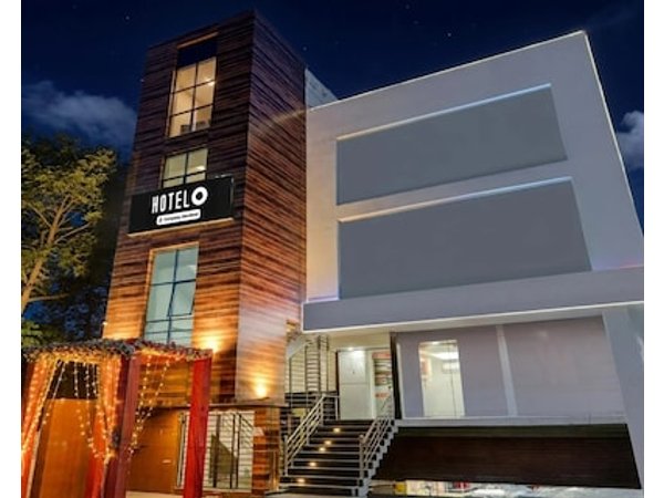 Super Hotel O IIM Road Lucknow