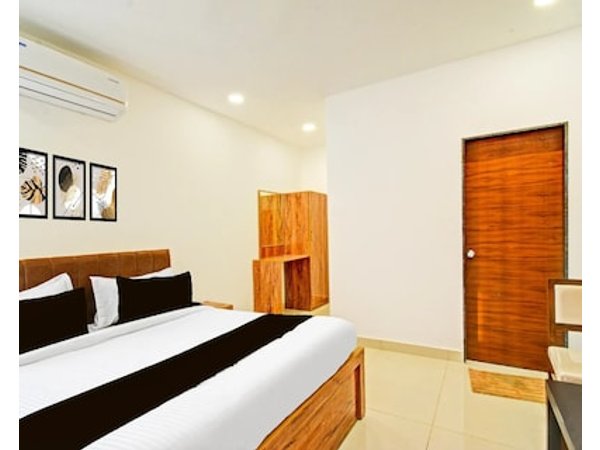 Townhouse Oak Suchitra Kompally Road Formerly Sun Moon Hotels