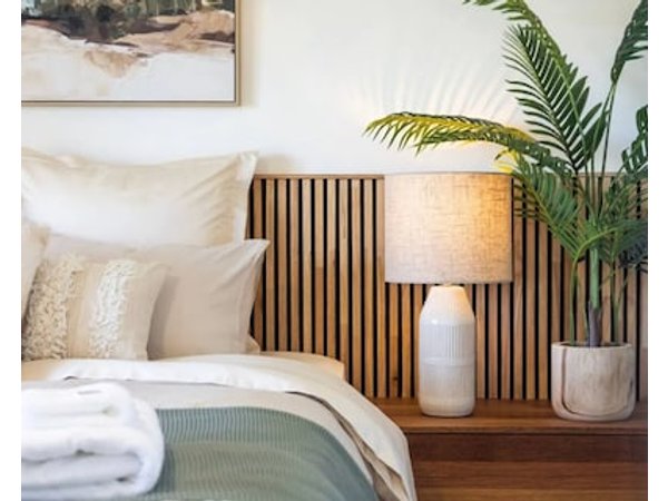 Salt & Sky - Luxe Coastal Getaway