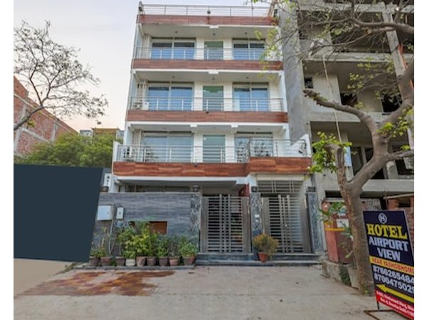 Mauryan Signature hotel with Airport View