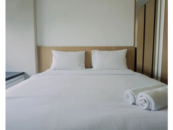 Well Furnished And Comfy Studio Collins Boulevard Apartment