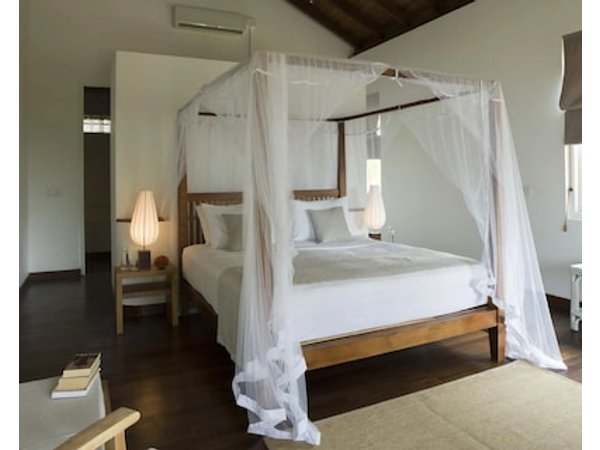 Sri Villas