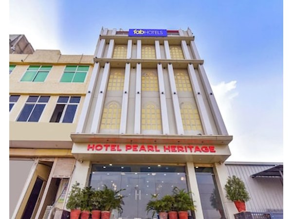 FabHotel Pacific View