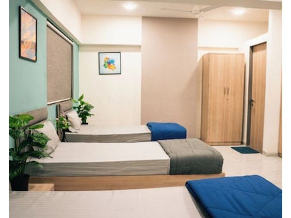 Hsquare Service Apartment Malad