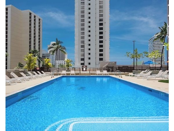 Waikiki Tropical Getaway With Pool And Free Parking!