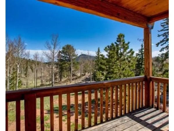 Your Colorado Cabin Getaway