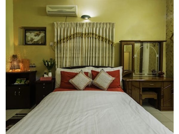 Babylon Hotel & Serviced Apartment