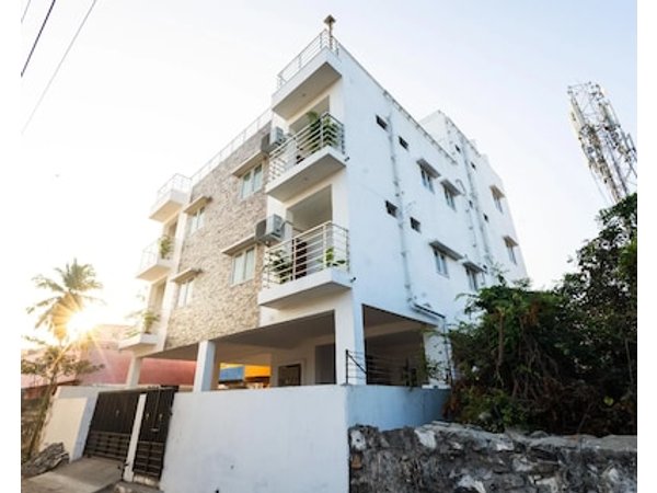 Royal Beach Service Apartment