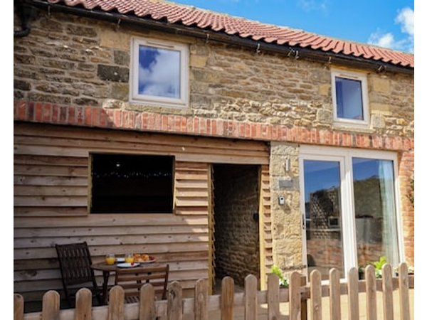 Hawthorn Cottage Pet Friendly Character Holiday Cottage In Scalby