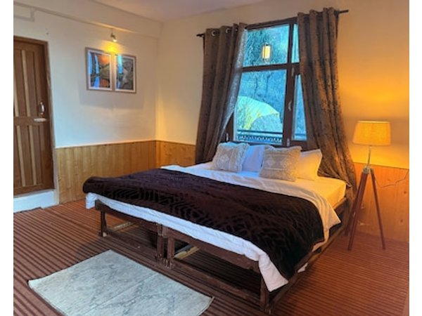 Aura By Ra Manali - Mountain View