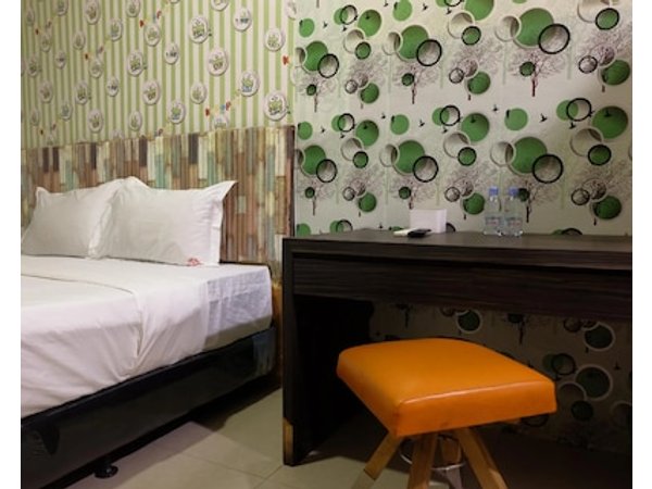 Louise Hotel