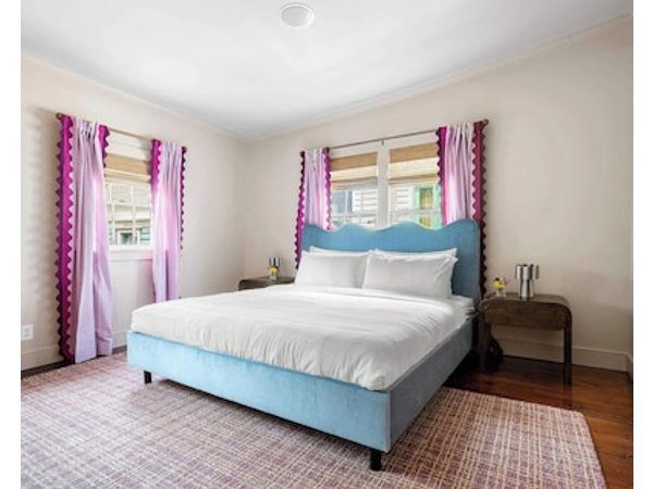 King Street Getaway - Downtown Charleston