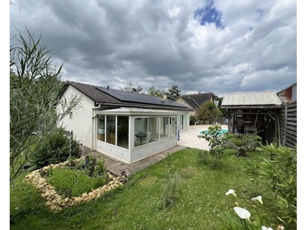Maison Dhôte 5km From Chartres City Center Riverside Heated Pool