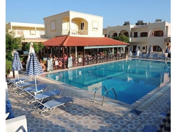 Chrysanthi Studios & Apartments Pefkos