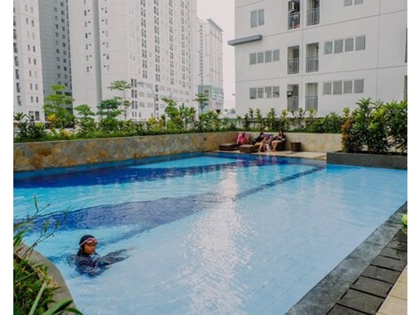 Spacious 2br Bassura City Apartment