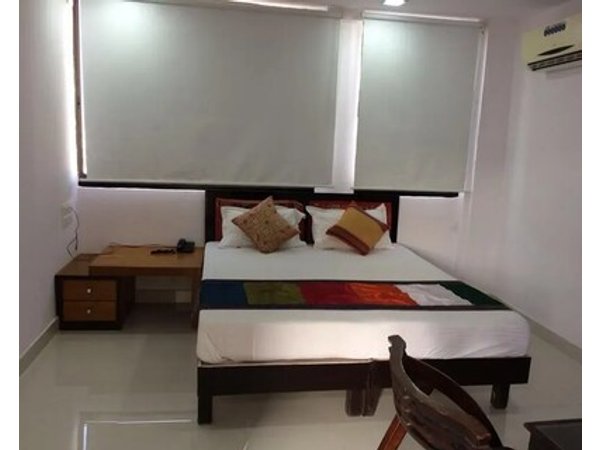 Vishalas The Raj Kesar Regency