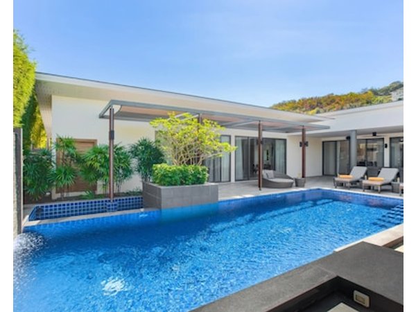 CASABAY Luxury Pool Villas by STAY