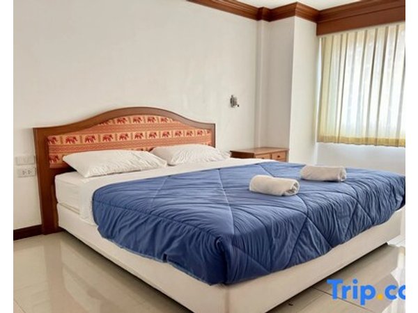 Naya Park View Hotel
