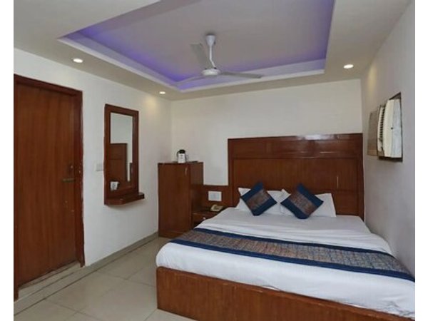 Comfort Rooms