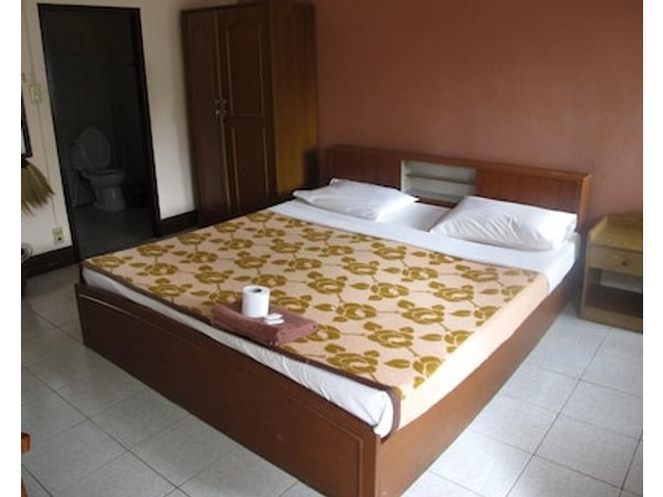 Baan Bua Guest House
