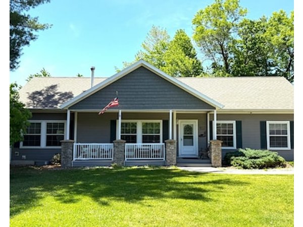 Lilly Pad @ Spring Brook Resort | Stunning Two Story | Ideal Multi-family Getaway